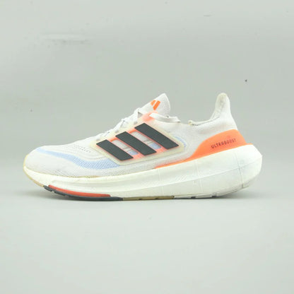 ULTRABOOST LIGHT