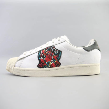 SUPERSTAR