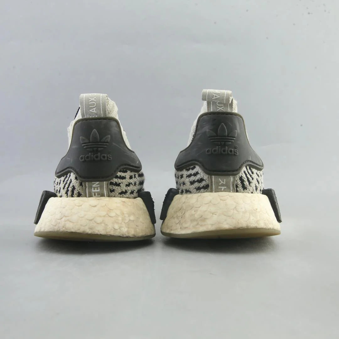 NMD R1 STLK