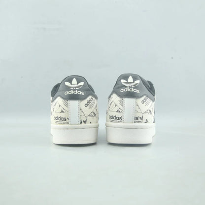 SUPERSTAR