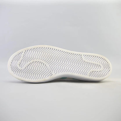 SUPERSTAR