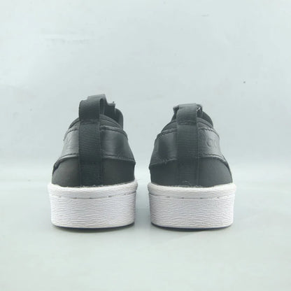 SUPERSTAR