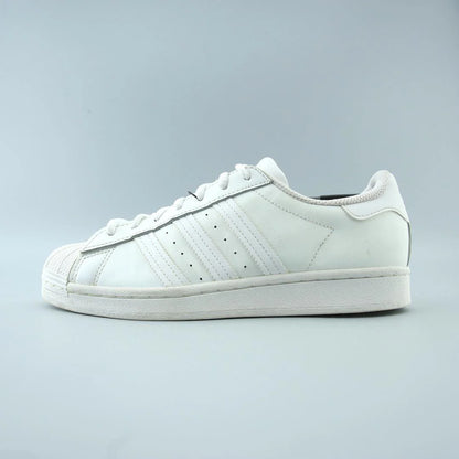 SUPERSTAR