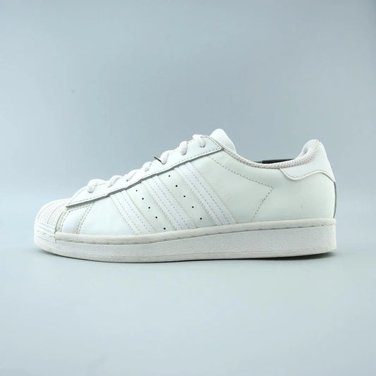 SUPERSTAR