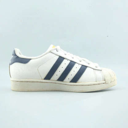 SUPERSTAR