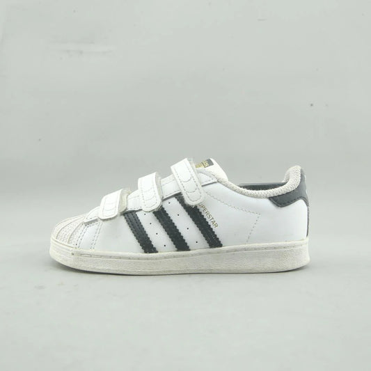SUPERSTAR