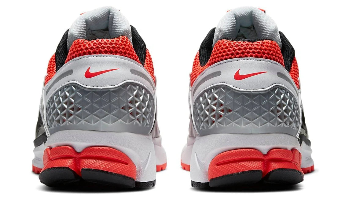 Zoom Vomero 5 Bright Crimson