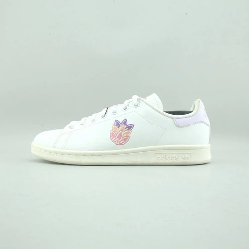 STAN SMITH