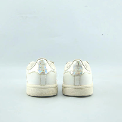 SUPERSTAR
