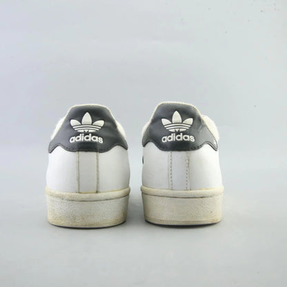 SUPERSTAR
