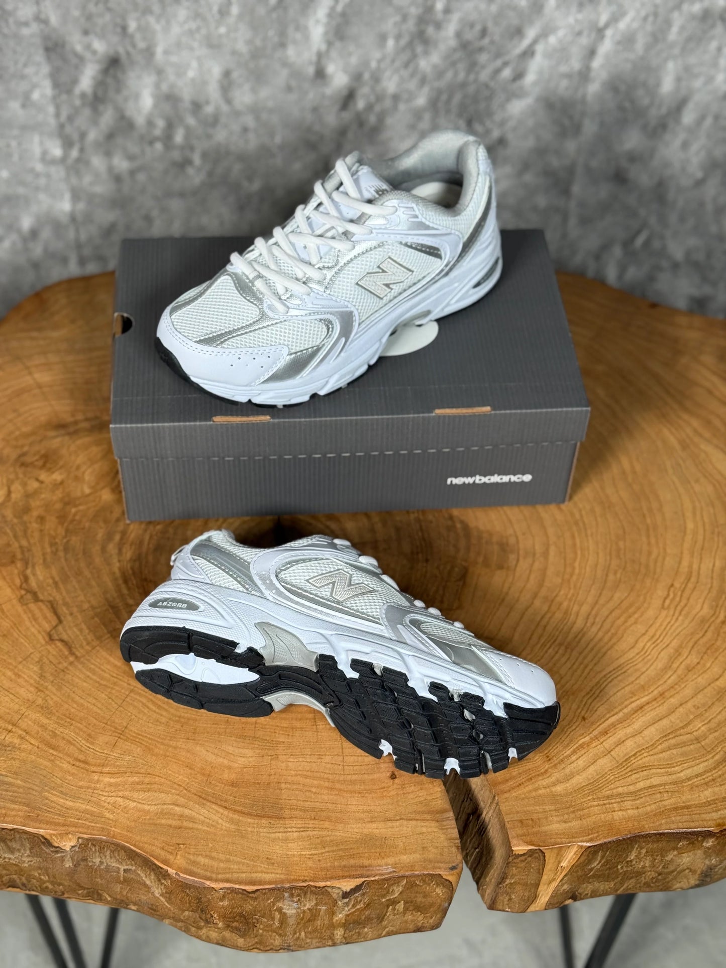 NEW BALANCE 530 SİLVER