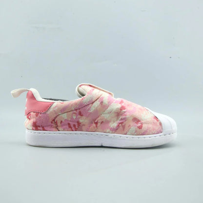 SUPERSTAR