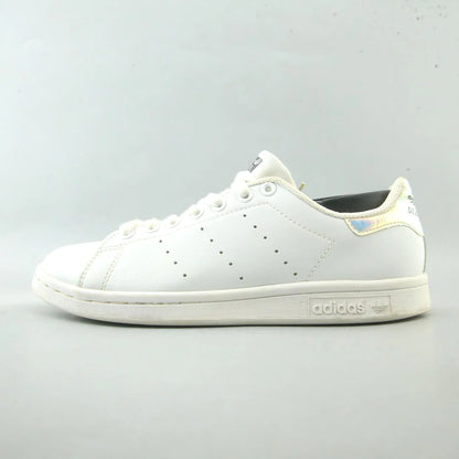 STAN SMITH