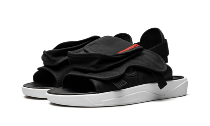 LS Slide "Black / White" CZ0791 006