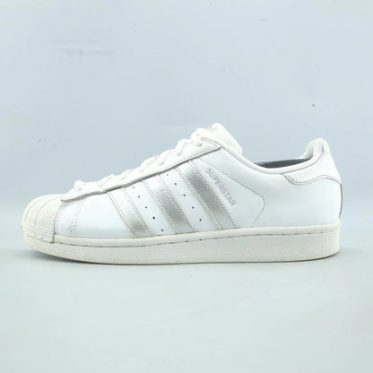 SUPERSTAR