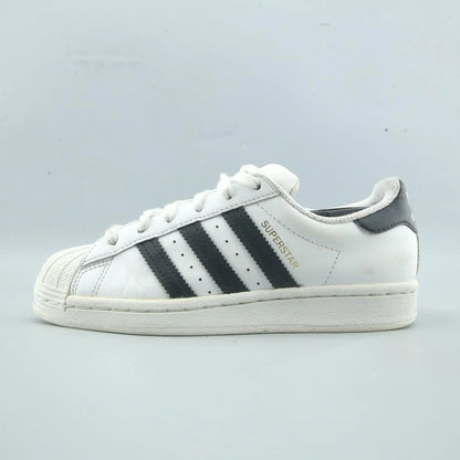 SUPERSTAR