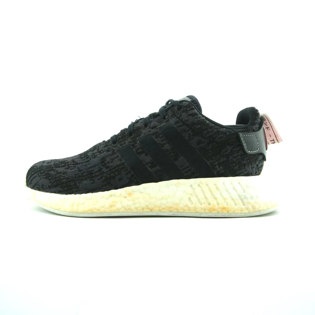 NMD R2
