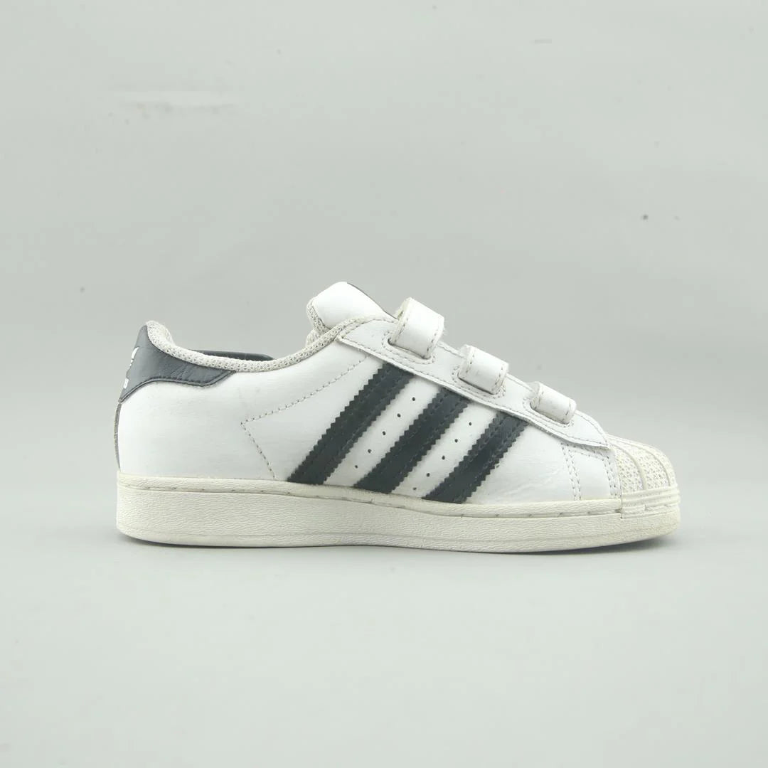 SUPERSTAR