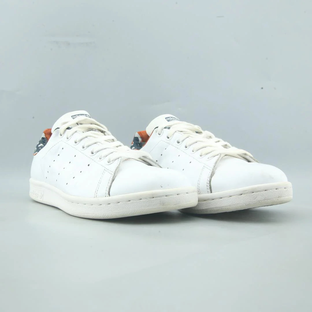 STAN SMITH