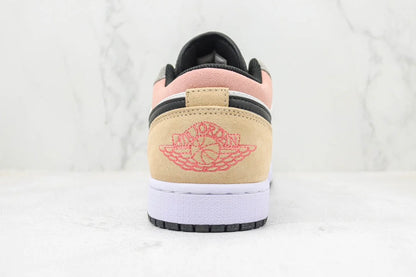 Jordan 1 Low SE Flight Club