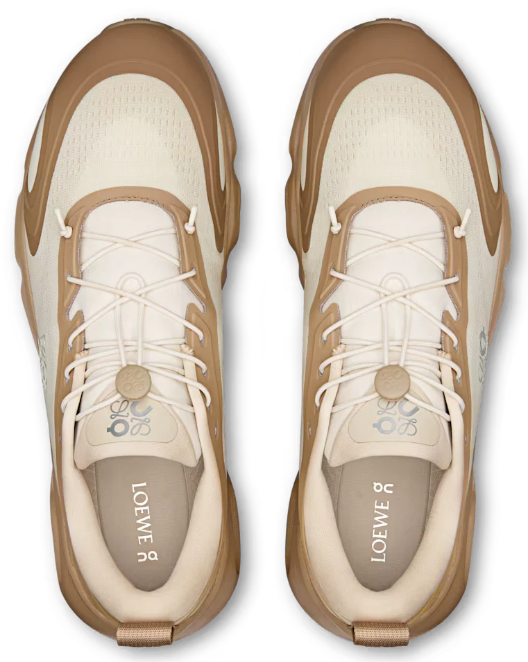 On Running Cloudsolo LOEWE Dark Sand Cream