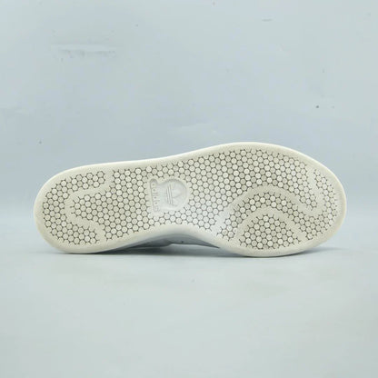 STAN SMITH