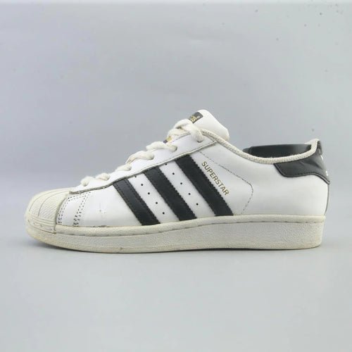 SUPERSTAR
