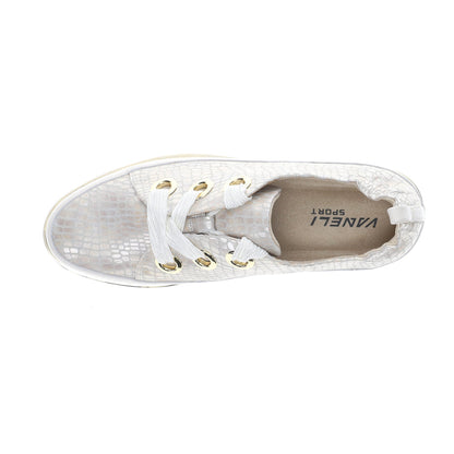 Quenda Lace Up Sneakers