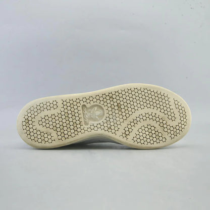 STAN SMITH