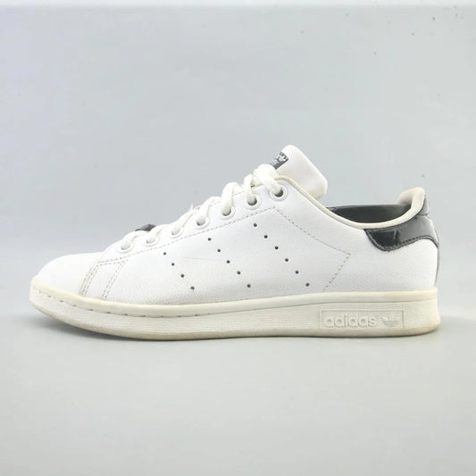 STAN SMITH