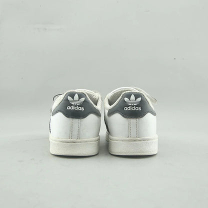 SUPERSTAR