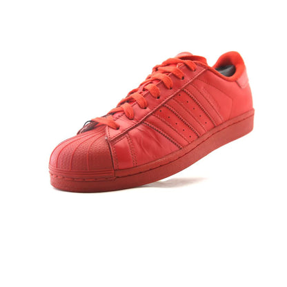 SUPERSTAR
