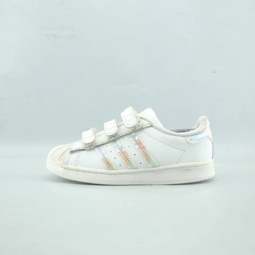 SUPERSTAR
