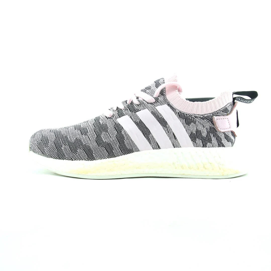 NMD R2