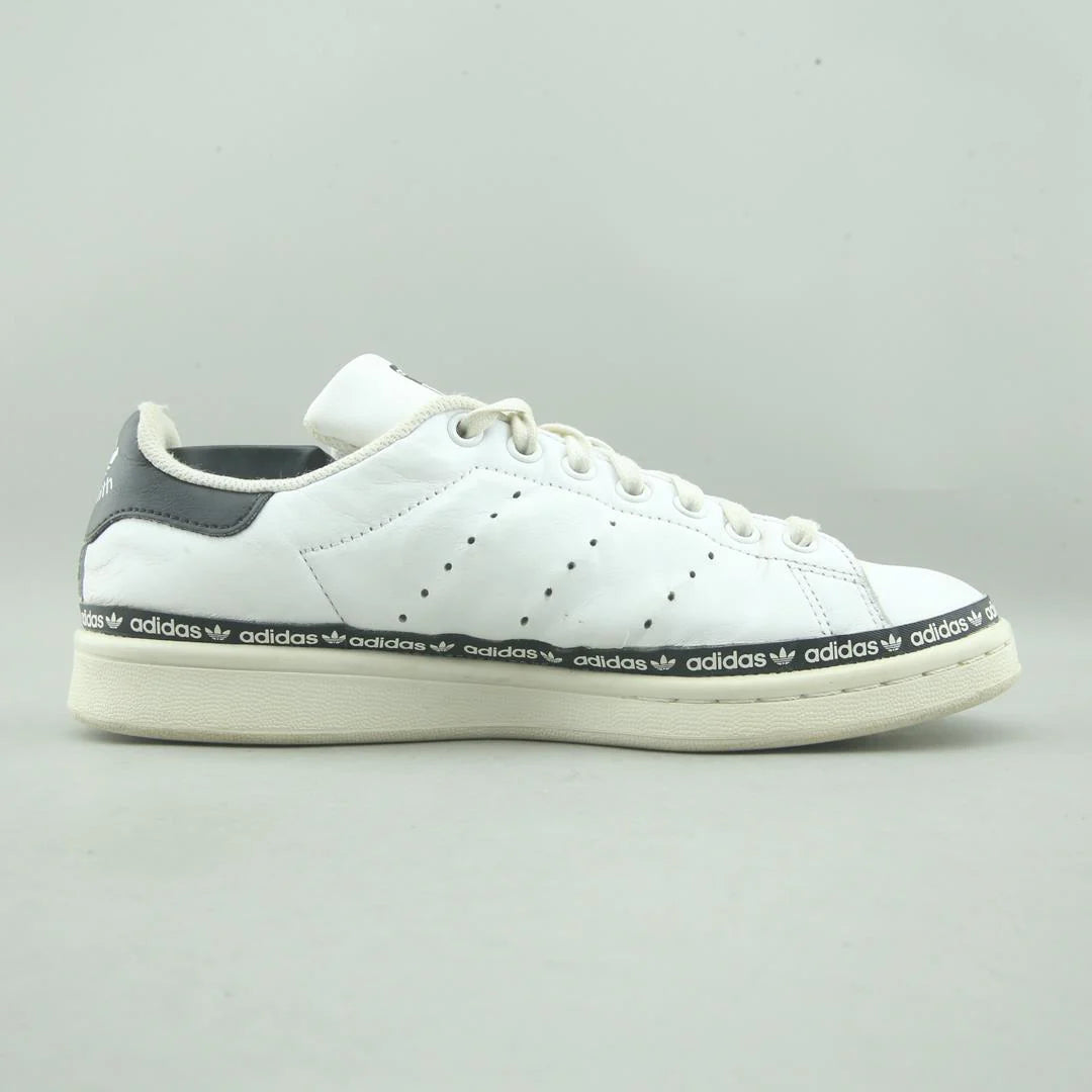 STAN SMITH