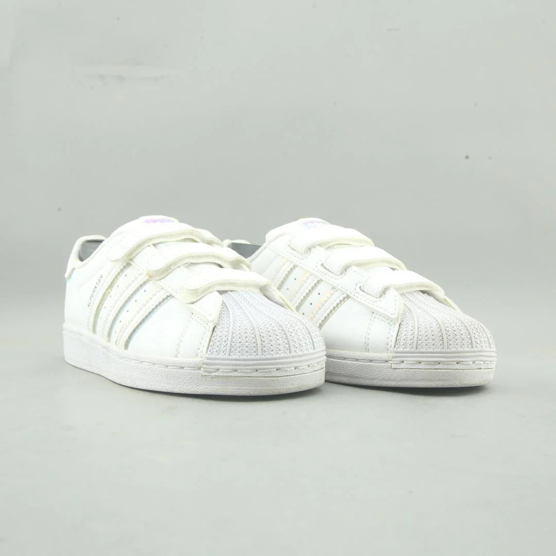 SUPERSTAR