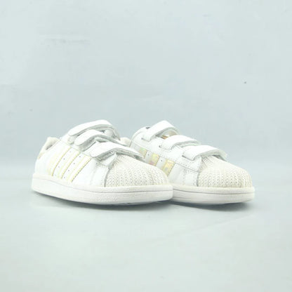 SUPERSTAR