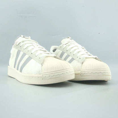 SUPERSTAR