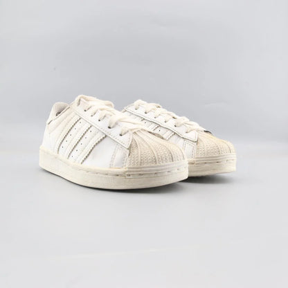 SUPERSTAR