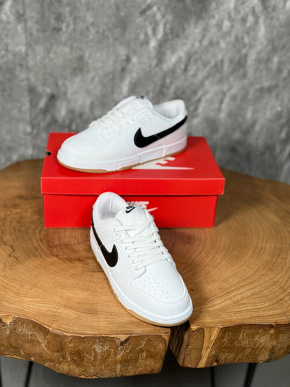 NIKE DUNK MODELİ