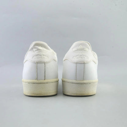 SUPERSTAR