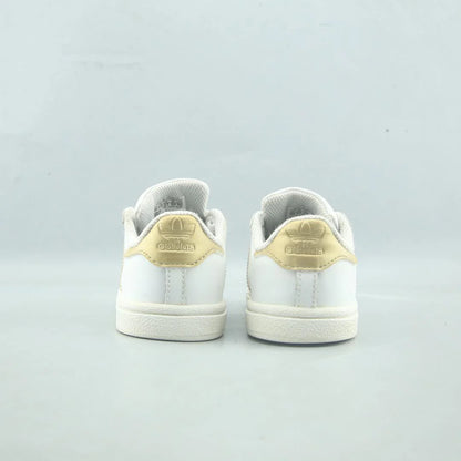 SUPERSTAR
