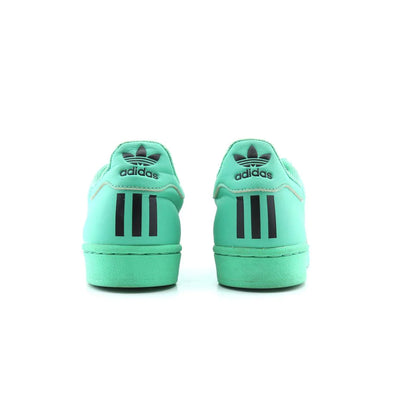 SUPERSTAR