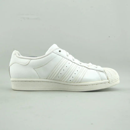 SUPERSTAR