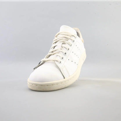 STAN SMITH