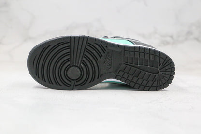 Nike SB Dunk Low Diamond Supply Co Aqua Blue