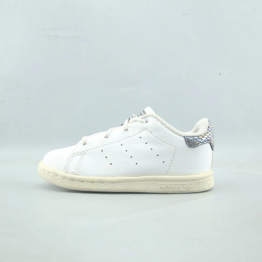 STAN SMITH