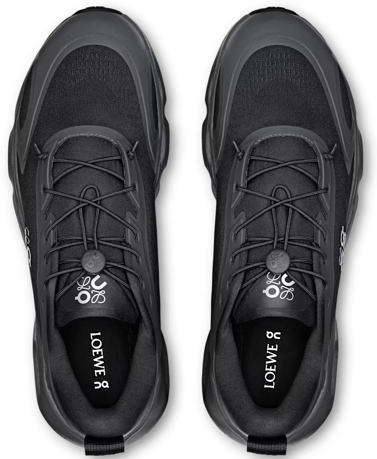 On Running Cloudsolo LOEWE All Black