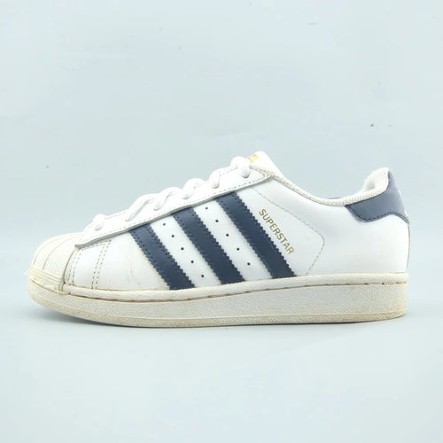 SUPERSTAR