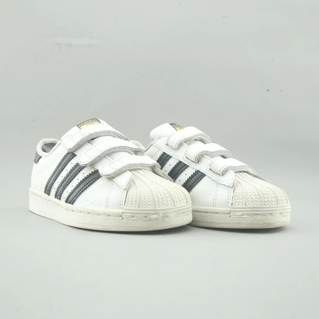 SUPERSTAR